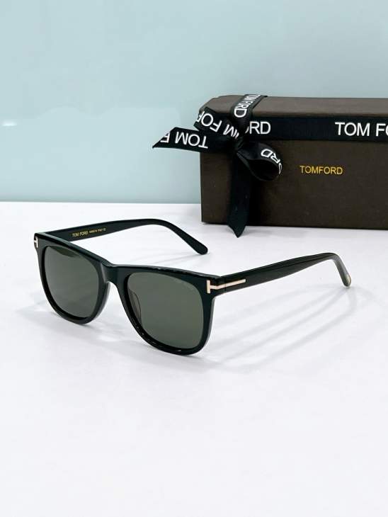 Picture of Tom Ford Sunglasses _SKUfw77360629fw